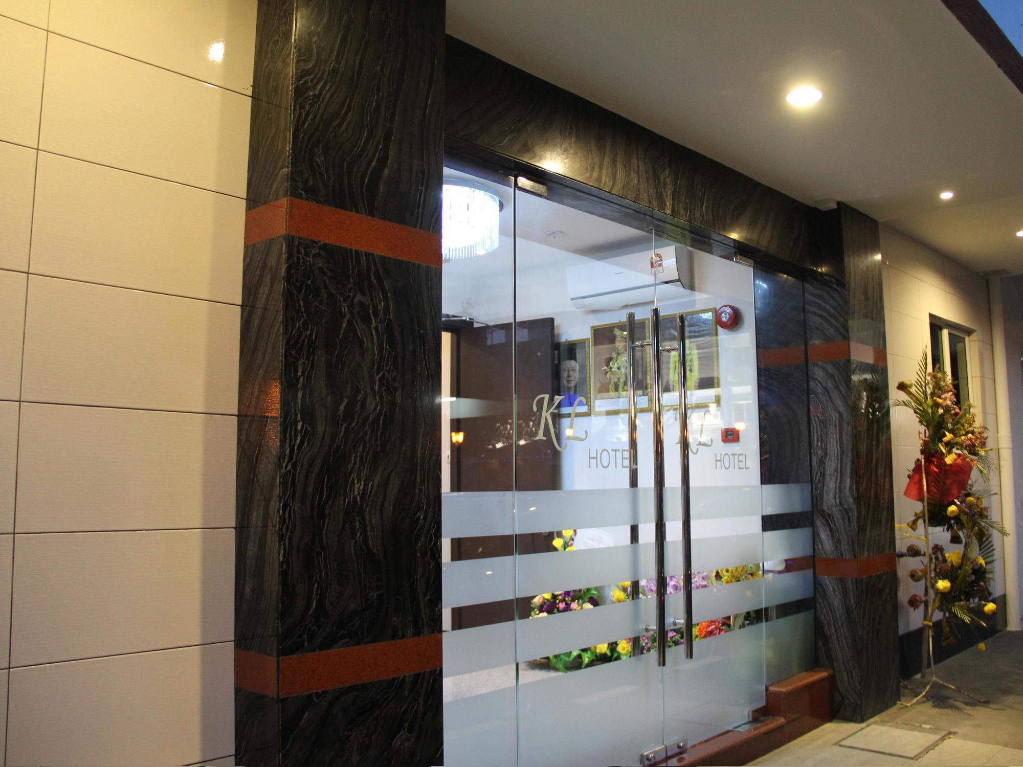Kl Hotel Labuan Bagian luar foto