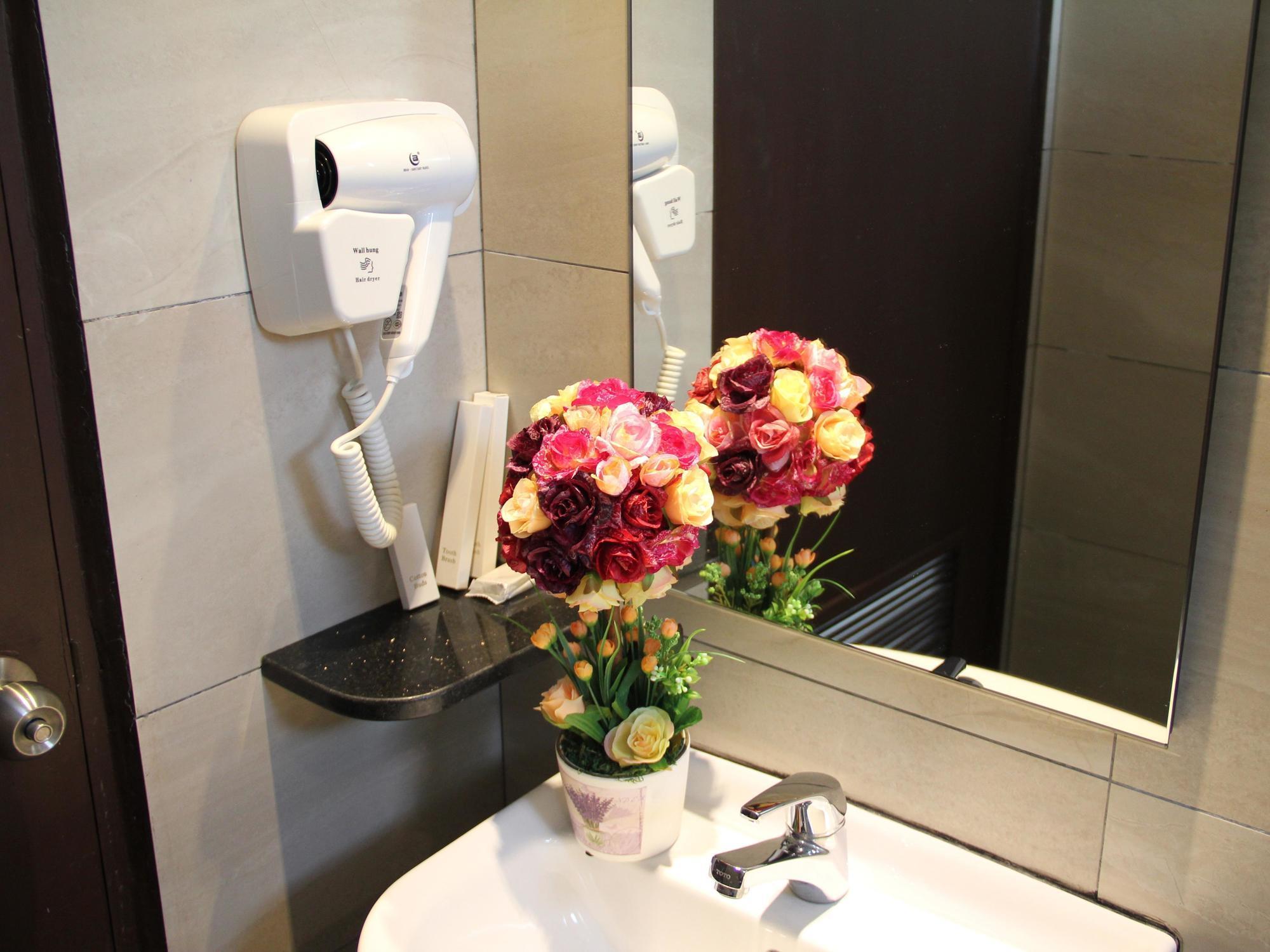 Kl Hotel Labuan Bagian luar foto