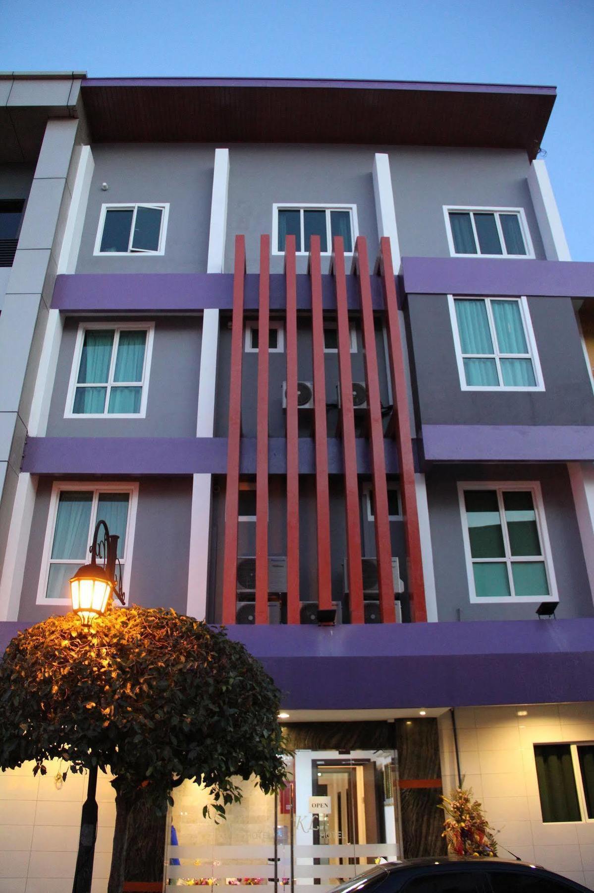 Kl Hotel Labuan Bagian luar foto